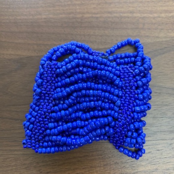 Beautiful Cerulean Blue Beaded Bracelet - Picture 2 of 3